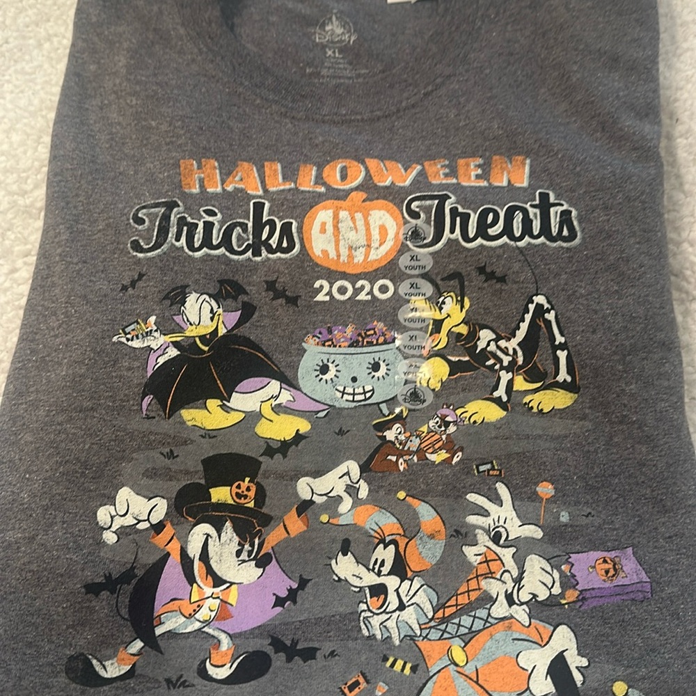 Disney Halloween tee shirt 2020